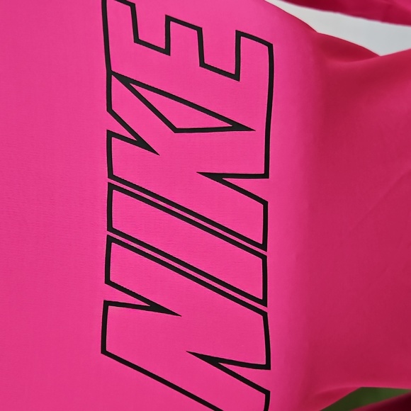 Nike Swim Pink Barbie Workout Blokecore Atheleisure Sportswear Logo Shirt Sz Med - Picture 3 of 9